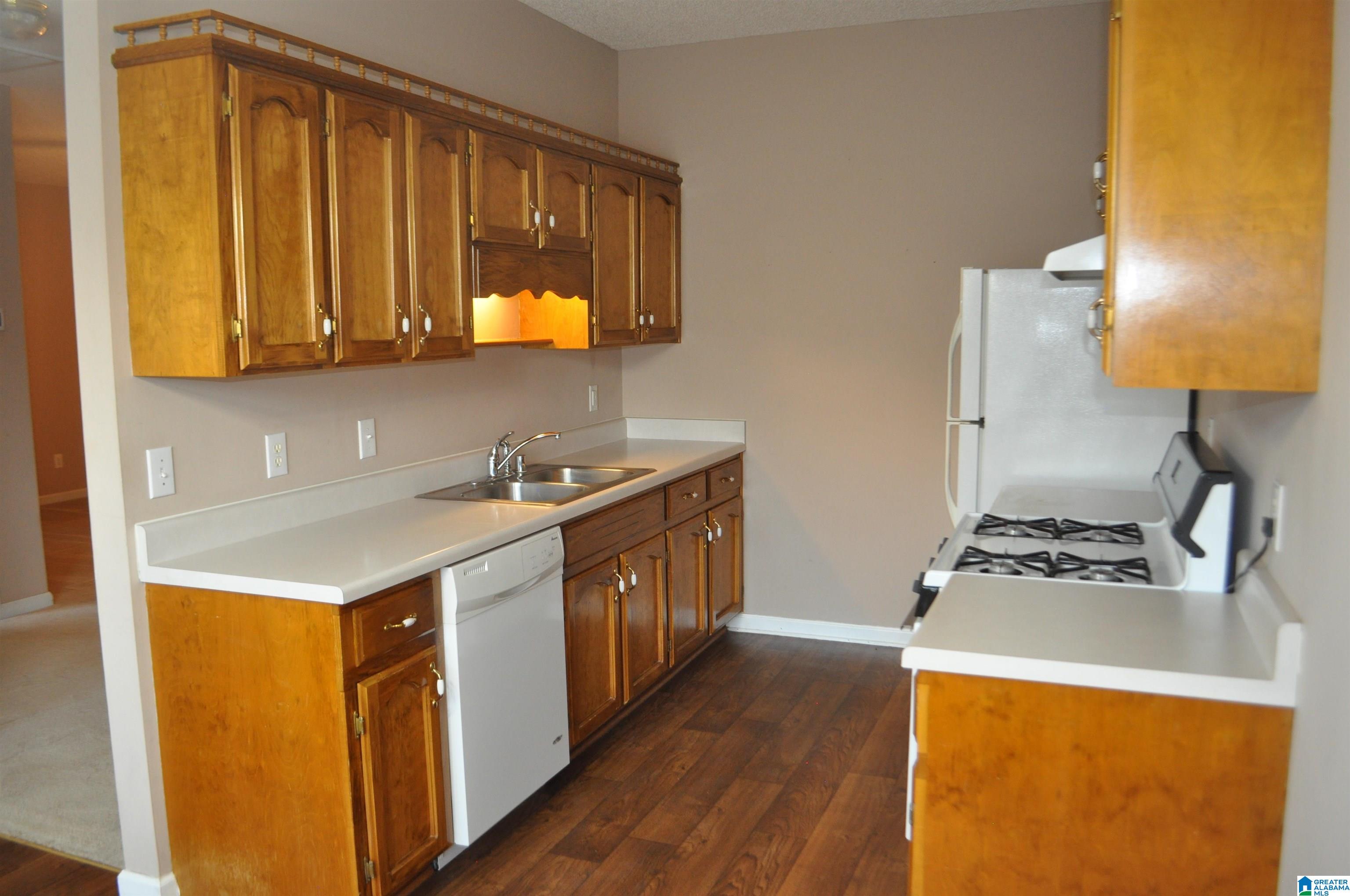 4248 Austin Way Birmingham, AL 35235 - Photo 13 of 19