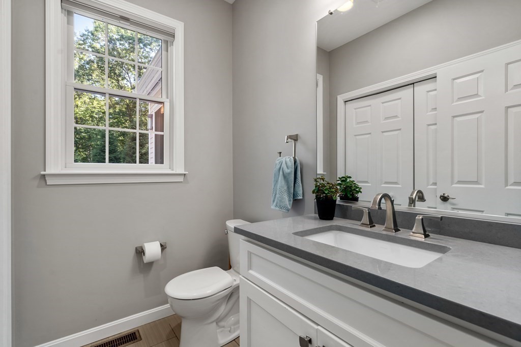 61 Aspen Road Sharon, MA 02067 - Photo 16 of 33