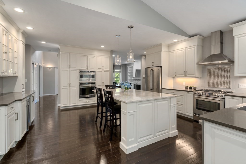 61 Aspen Road Sharon, MA 02067 - Photo 9 of 33