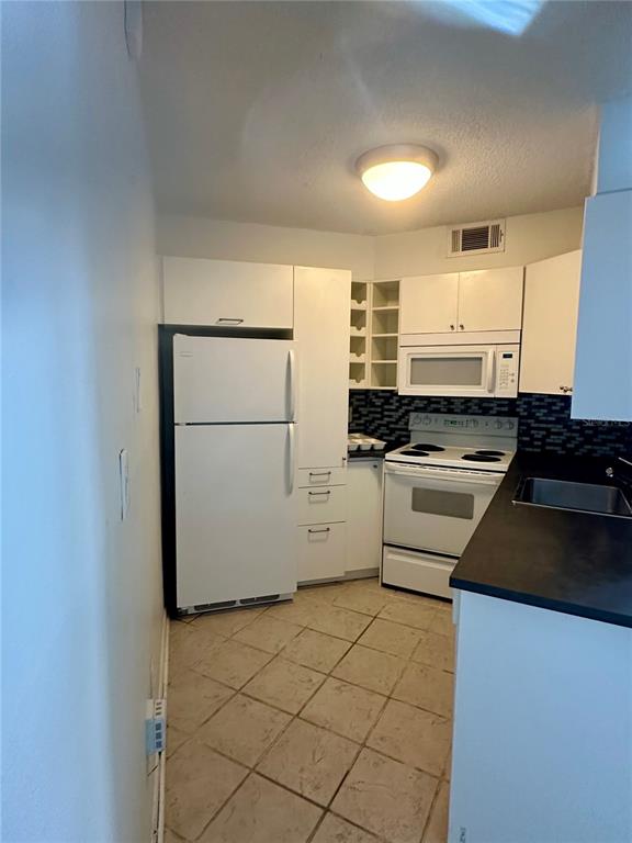 3623 Atrium Drive Orlando, FL 32822 - Photo 5 of 32