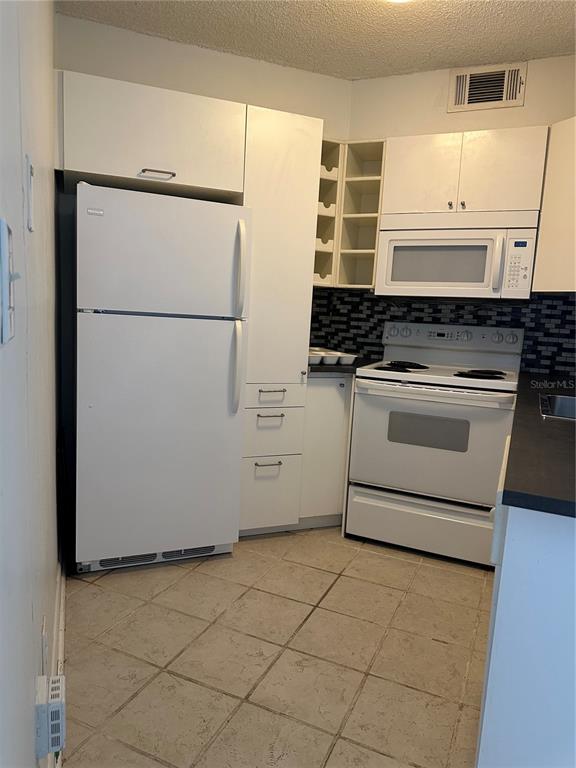 3623 Atrium Drive Orlando, FL 32822 - Photo 6 of 32