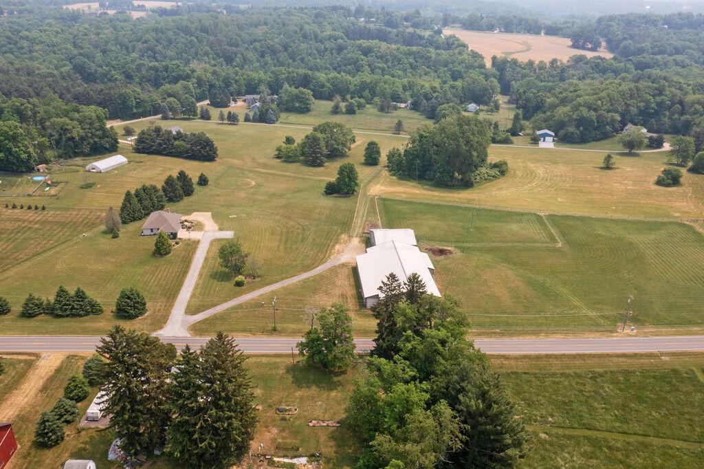 1707 Lexington Ontario Road Mansfield, OH 44904 - Photo 69 of 81 1707LexingtonOntarioRoadExt_Hommati102(1