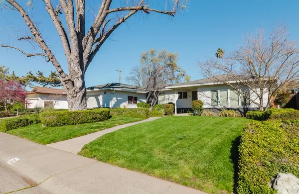 $883,000 | 1310 Los Rios Drive, Carmichael, CA 95608