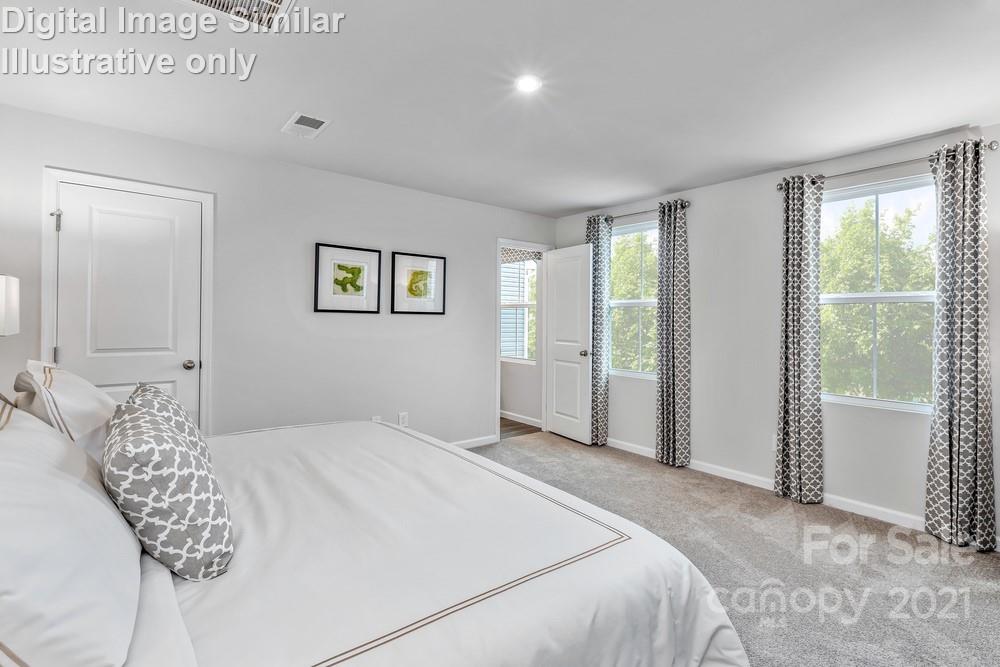 1910 Pin Hook Road, Unit 137 Charlotte, NC 28215 - Photo 5 of 11 Gallery Image 5