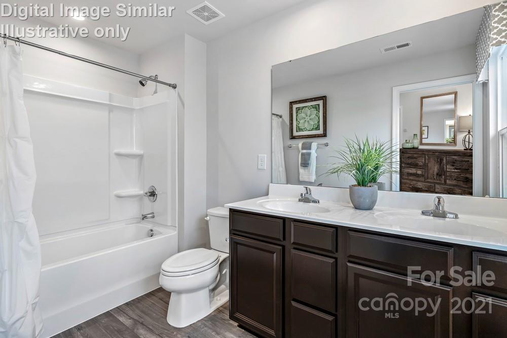 1910 Pin Hook Road, Unit 137 Charlotte, NC 28215 - Photo 9 of 11 Gallery Image 9