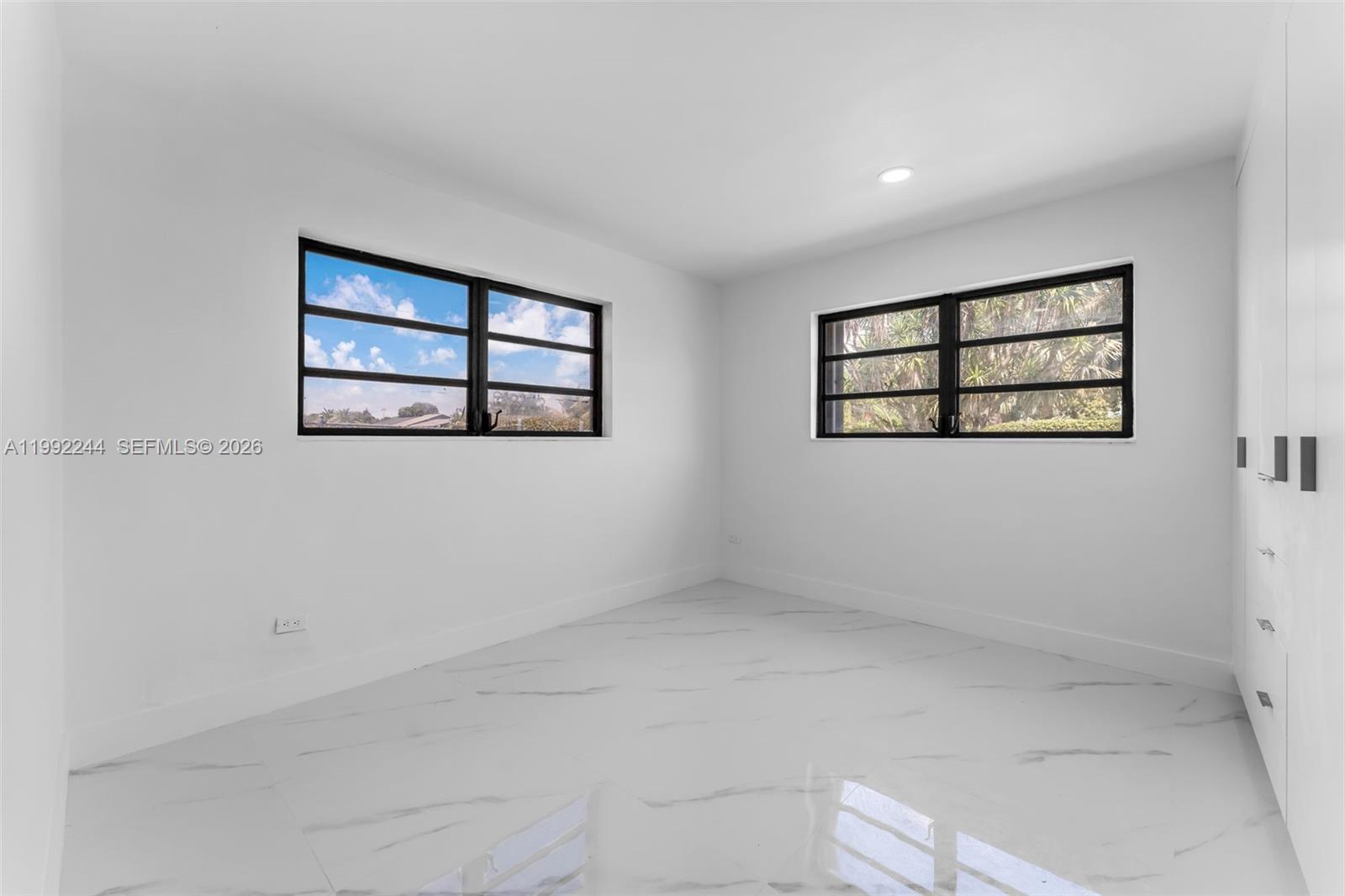 10170 Southwest 170th Terrace Miami, FL 33157 - Photo 13 of 41