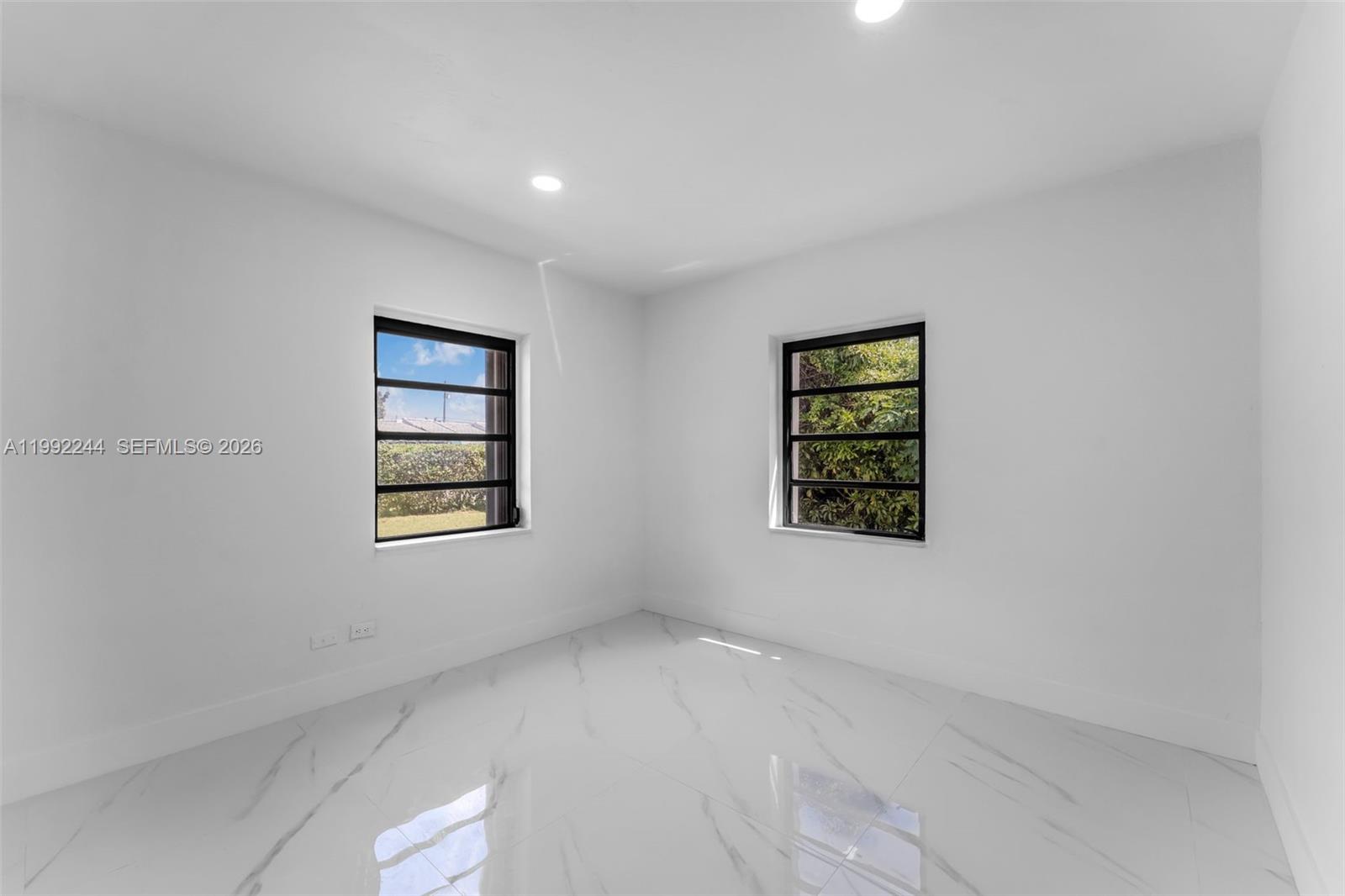 10170 Southwest 170th Terrace Miami, FL 33157 - Photo 17 of 41