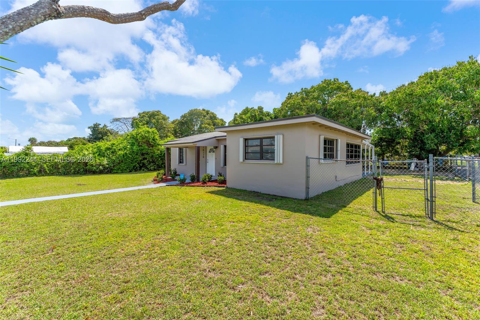 10170 Southwest 170th Terrace Miami, FL 33157 - Photo 3 of 41