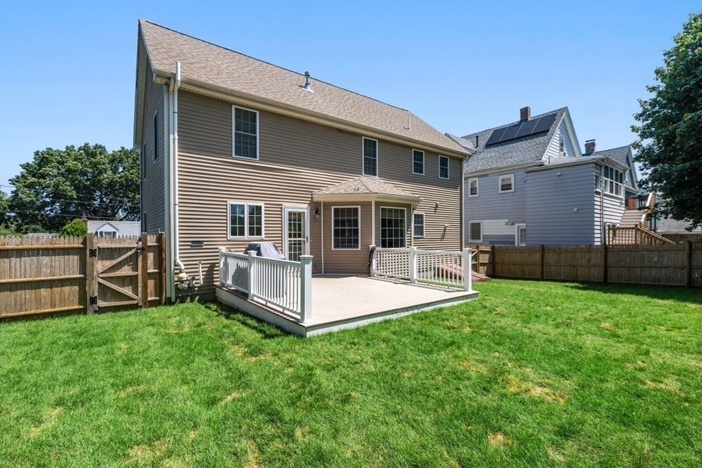 94 Como Road Boston, MA 02136 - Photo 3 of 30 Gallery Image 3