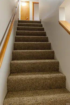 $259,900 | 1472 West Rockcrest Drive, Bloomington, IN 47403