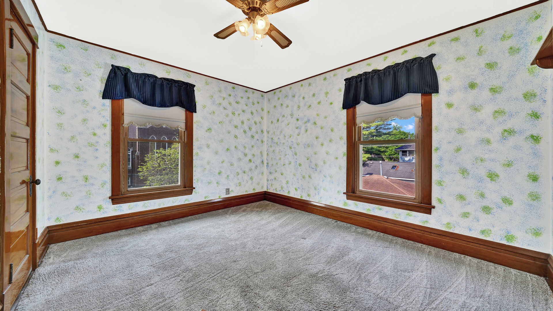 3130 Clinton Avenue Berwyn, IL 60402 - Photo 22 of 30 a view of a door in a room