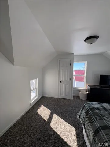 $229,000 | 512 East Walnut Street, Perry, MO 63462