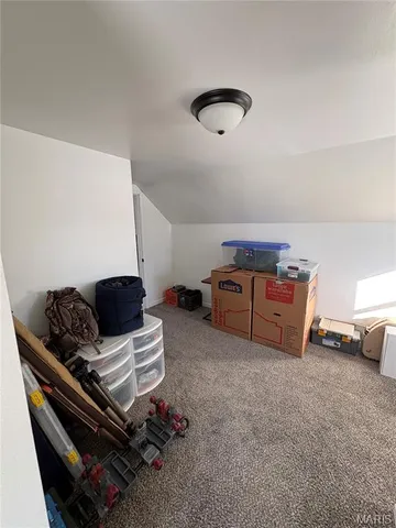 $229,000 | 512 East Walnut Street, Perry, MO 63462