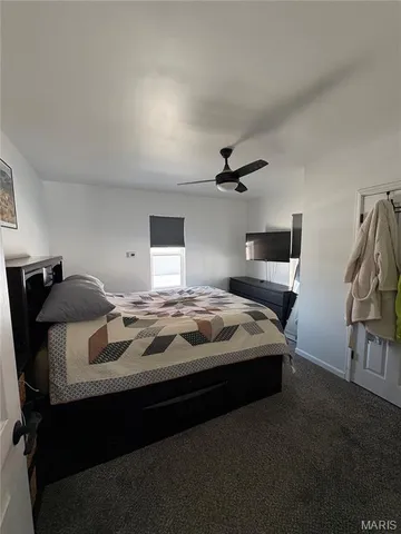 $229,000 | 512 East Walnut Street, Perry, MO 63462