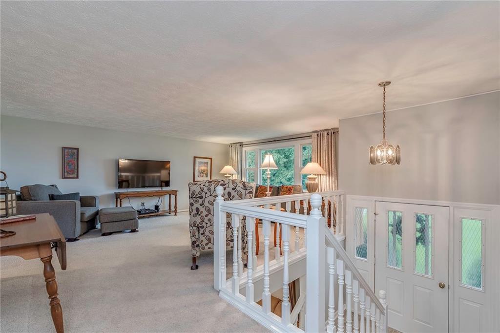 274 Shafer Road Moon Township, PA 15108 - Photo 2 of 25 Gallery Image 2