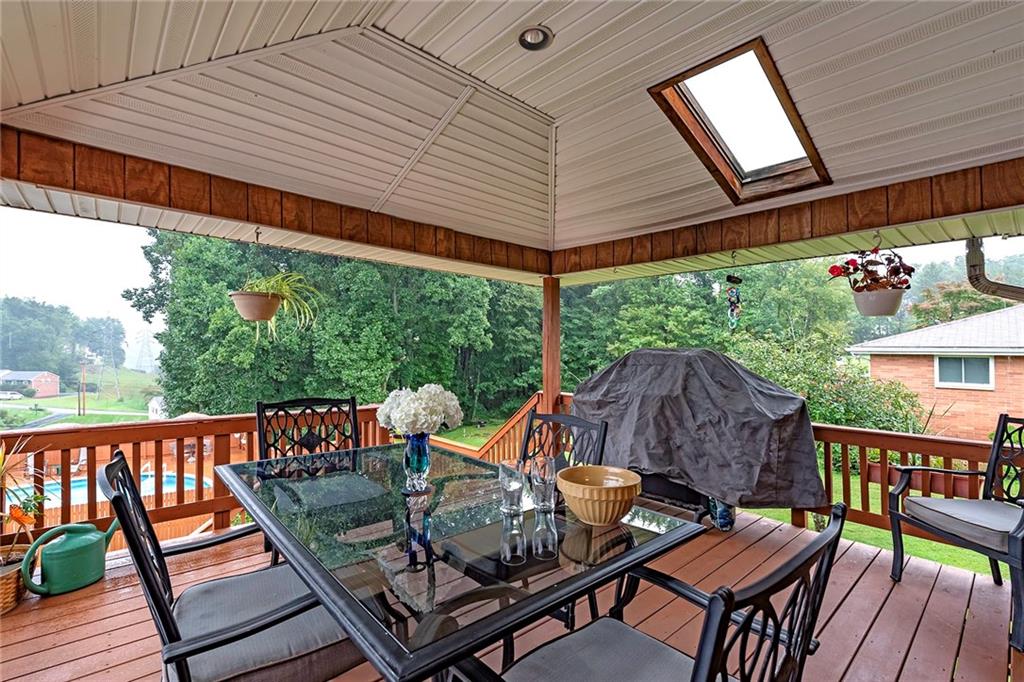 274 Shafer Road Moon Township, PA 15108 - Photo 12 of 25 Gallery Image 12