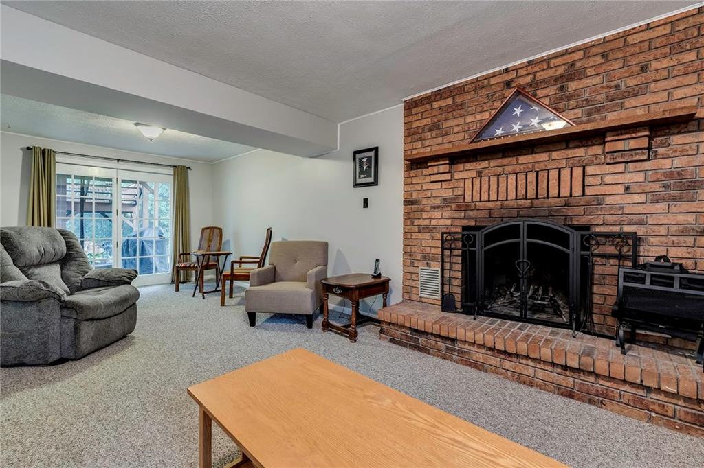 274 Shafer Road Moon Township, PA 15108 - Photo 18 of 25 Gallery Image 18