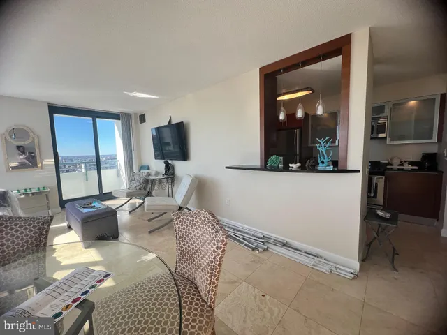 $2,700 | 526 Pacific Avenue, Atlantic City, NJ 08401