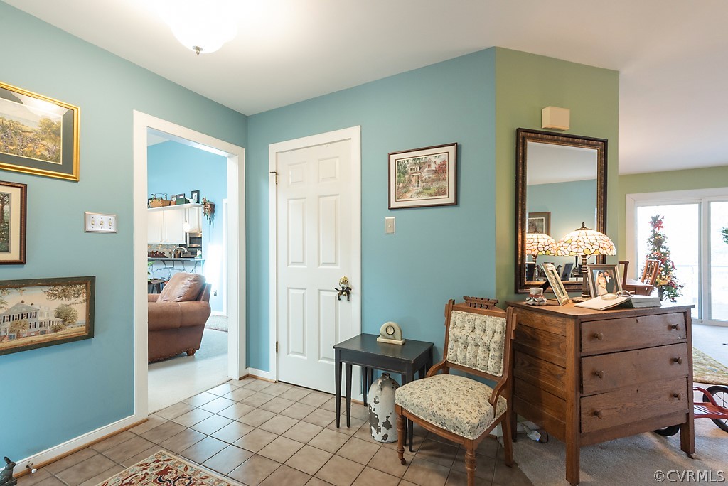 4708 Twin Cedars Road Chester, VA 23831 - Photo 6 of 38 a workspace with furniture and window