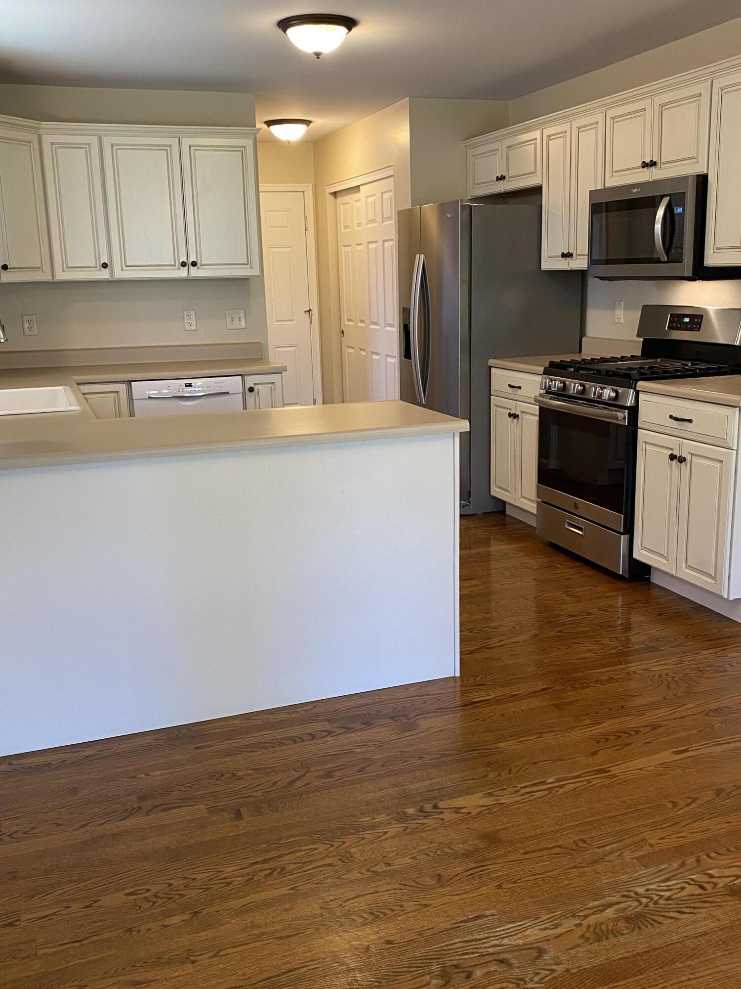 8964 Richmond Road Union, KY 41091 - Photo 14 of 48 Gourmet kitchen features a natural gas range. All but the dishwasher are stainless.