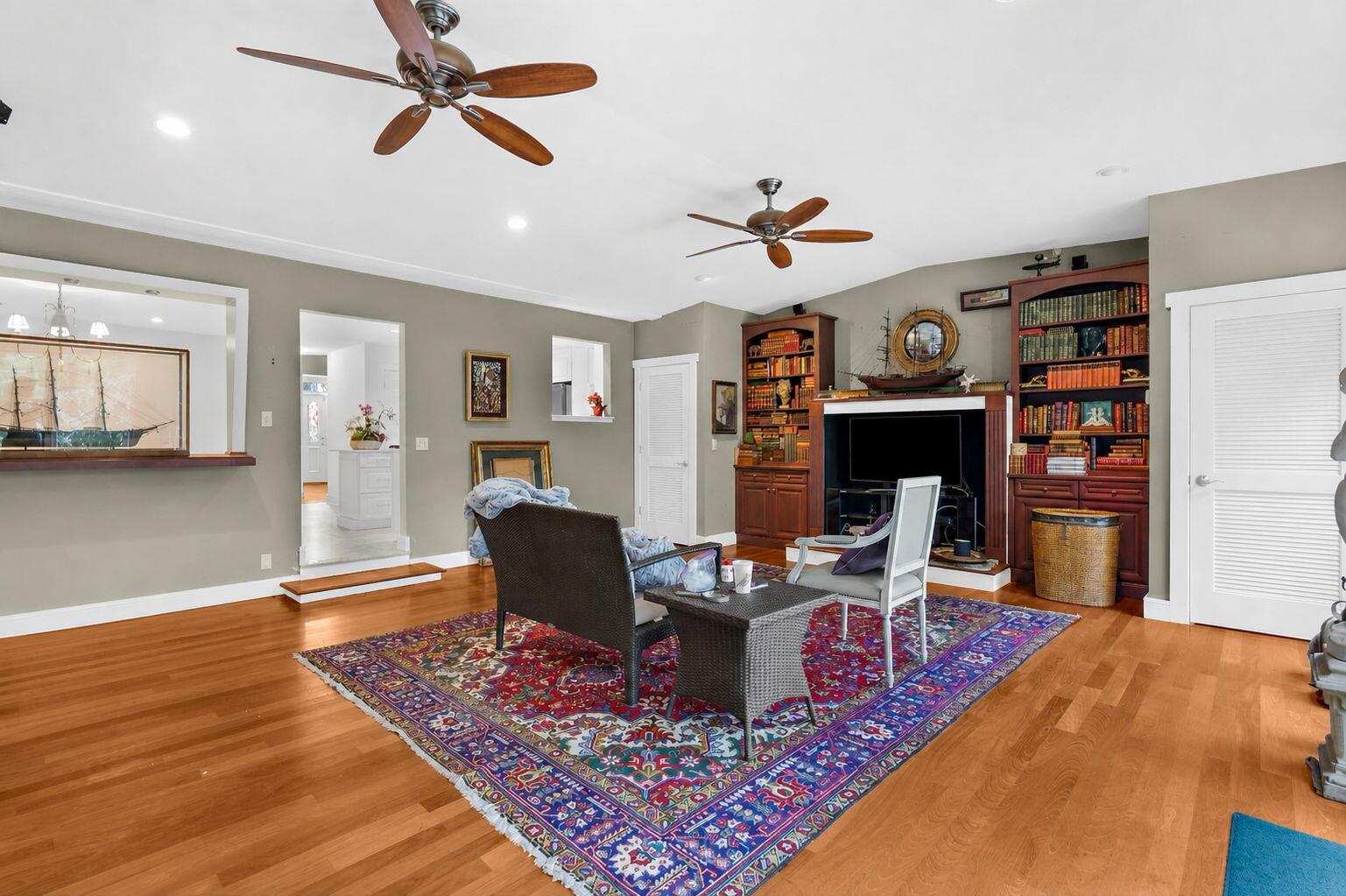 516 Rice Planters Drive Mount Pleasant, SC 29464 - Photo 19 of 37 44-web-or-mls-03F8214C-0F33-4706-AFCD-E5