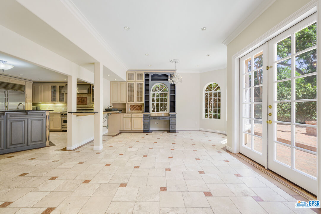 3290 Malcolm Avenue Los Angeles, CA 90034 - Photo 23 of 58