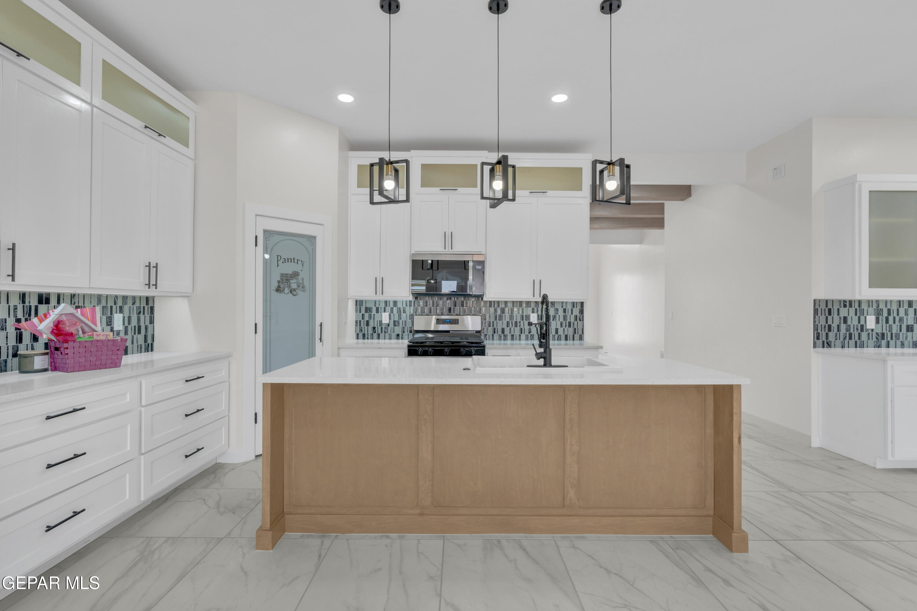 340 Burbridge Road Clint, TX 79836 - Photo 13 of 56 12 (9)