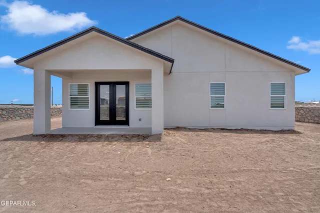 $329,950 | 340 Burbridge Road, Clint, TX 79836