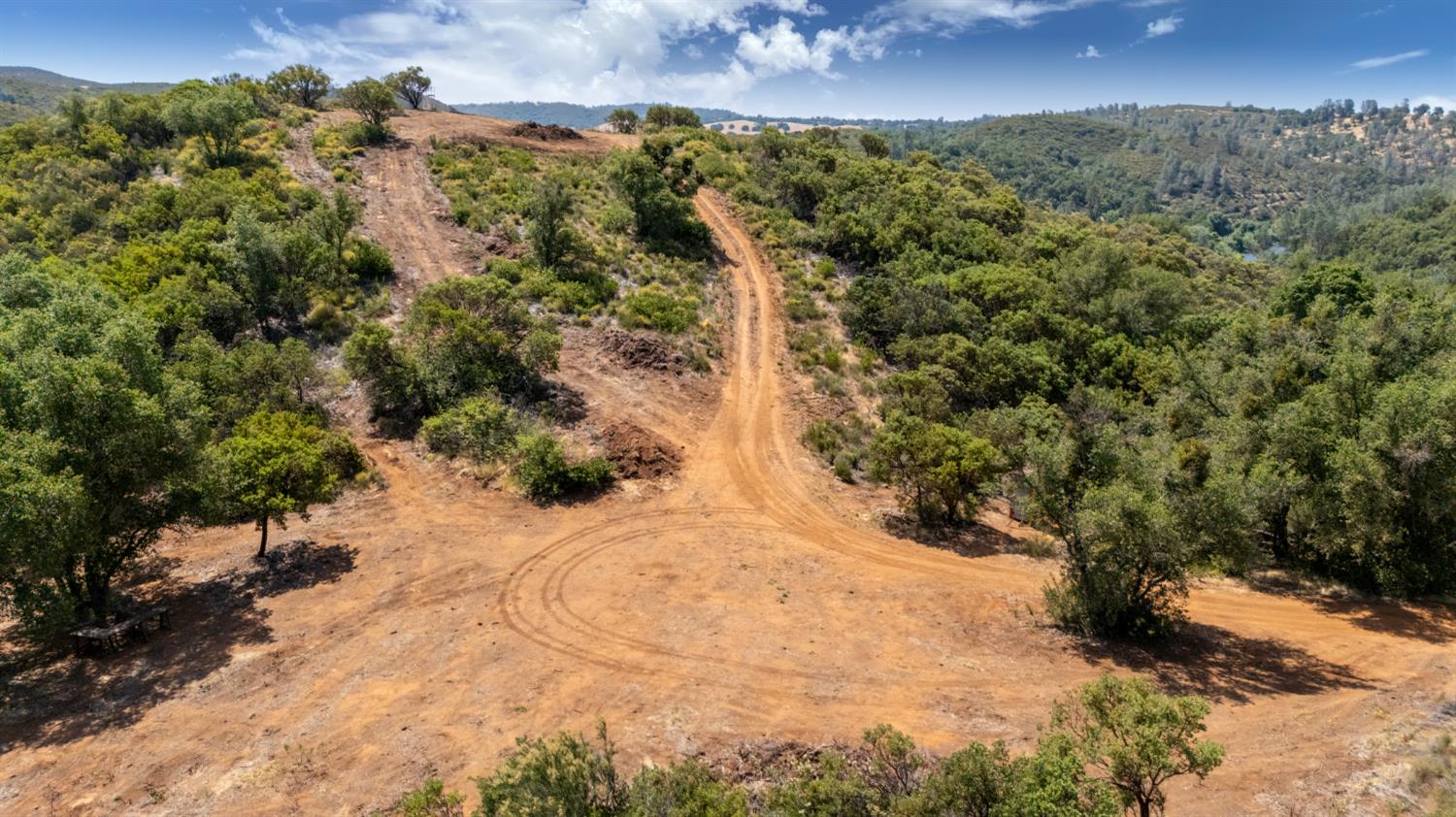 8489 White Hawk Road Shingle Springs, CA 95682 - Photo 11 of 23 a view of a yard with mountain