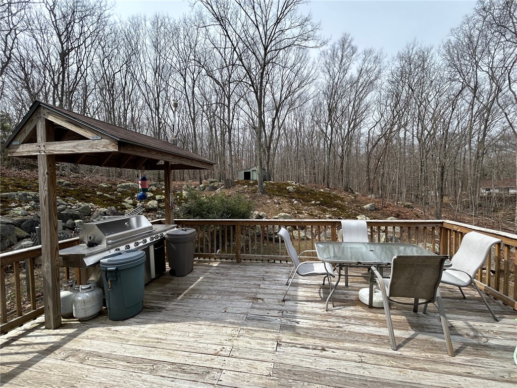 630 Whaley Hollow Road Coventry, RI 02816 - Photo 9 of 35