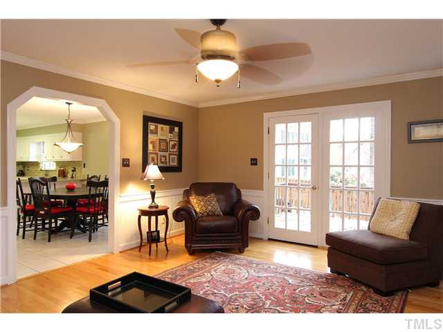8109 Winstone Court Raleigh, NC 27615 - Photo 5 of 20 Den/Family/Great Room