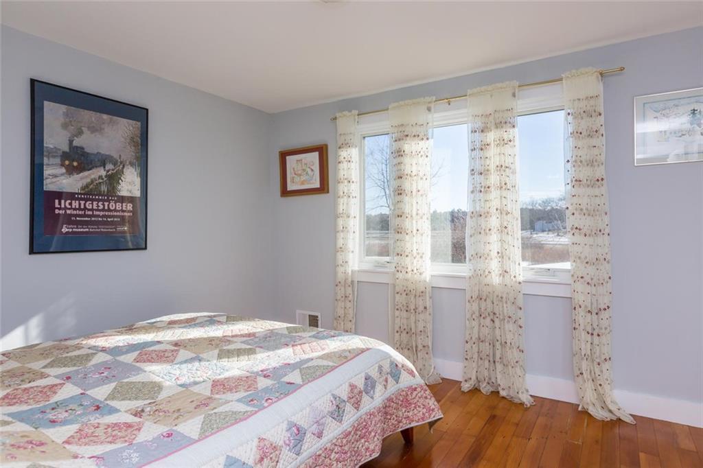 143 Spurwink Road Scarborough, ME 04074 - Photo 16 of 35 Photo