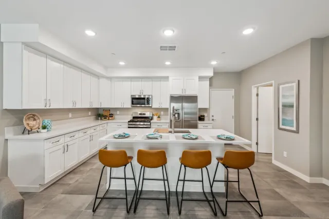 $32,000,000 | 1470 South Santa Fe Avenue, Vista, CA 92084