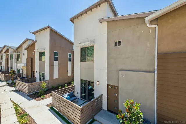 $32,000,000 | 1470 South Santa Fe Avenue, Vista, CA 92084