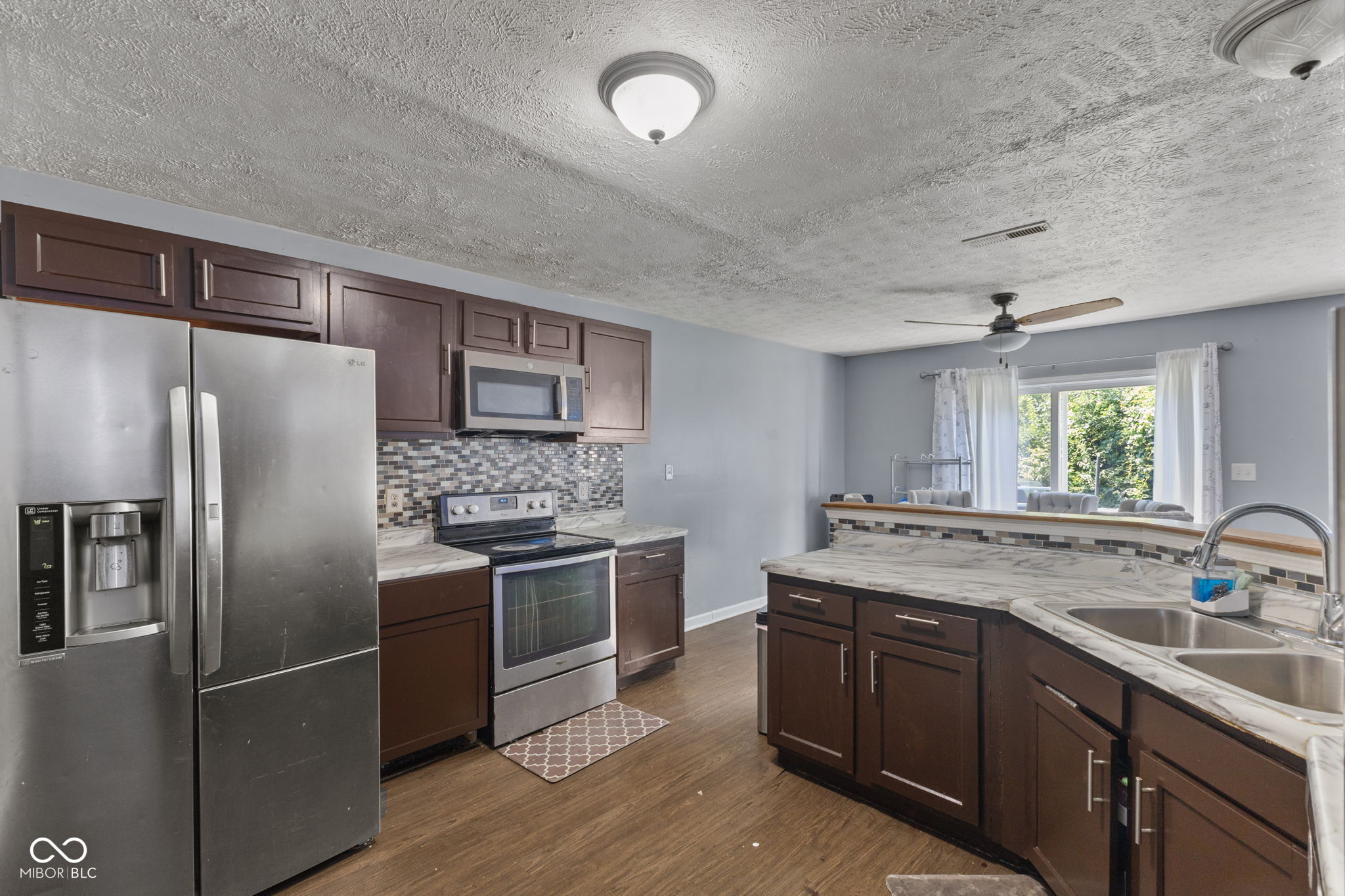 9125 Timpani Way Indianapolis, IN 46231 - Photo 3 of 13