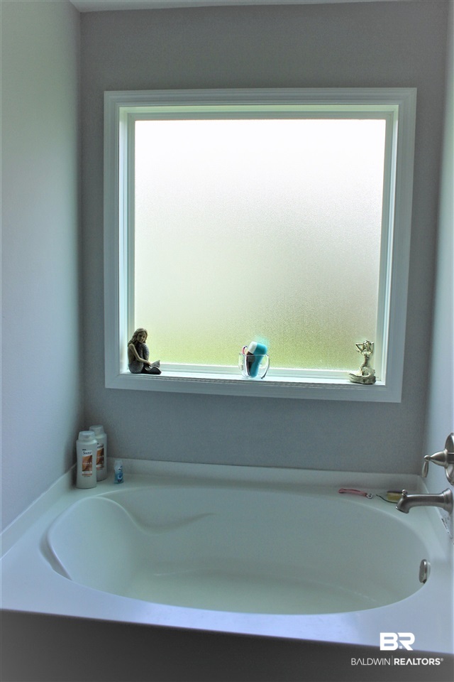17316 Lewis Smith Drive Foley, AL 36535 - Photo 15 of 21 master bath