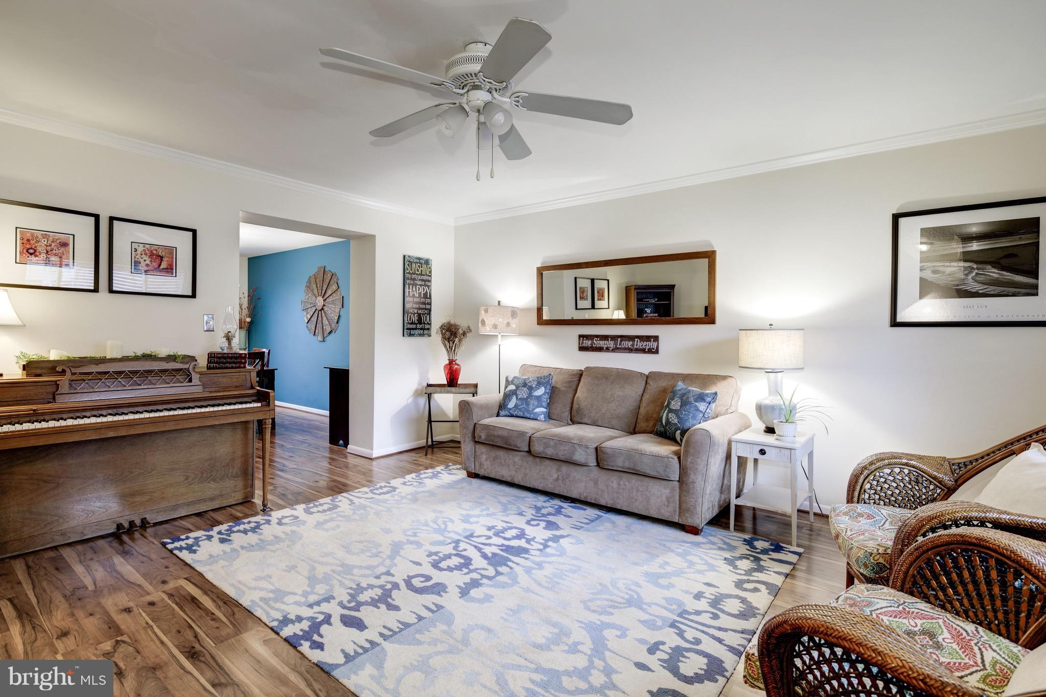 3653 Rockberry Road Baltimore, MD 21234 - Photo 2 of 23 Spacious Living Room