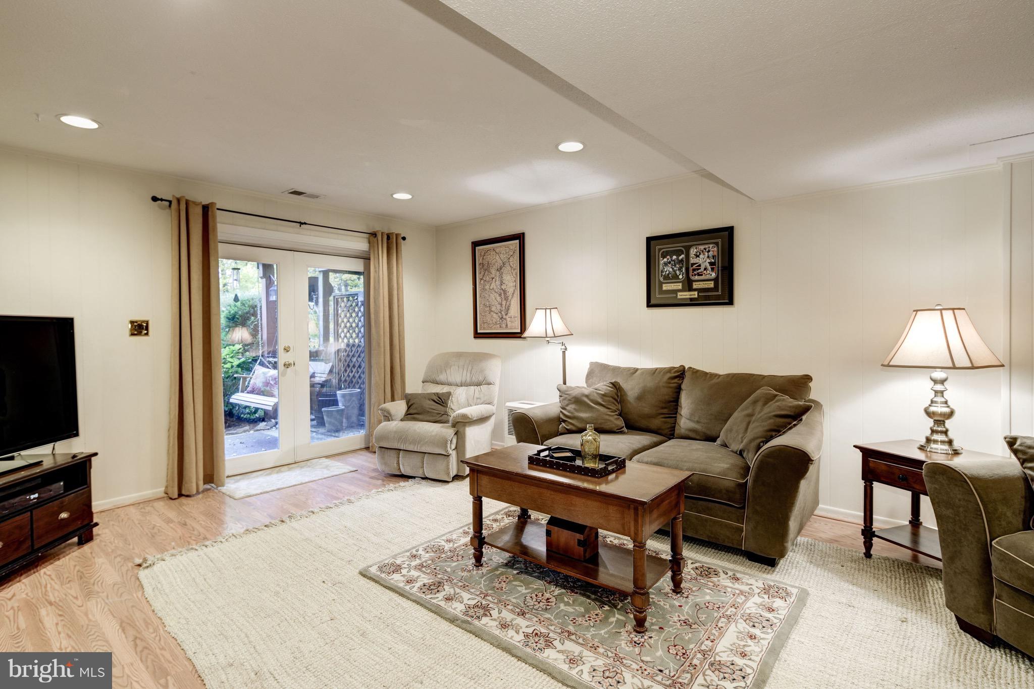 3653 Rockberry Road Baltimore, MD 21234 - Photo 15 of 23 Spacious Family Room