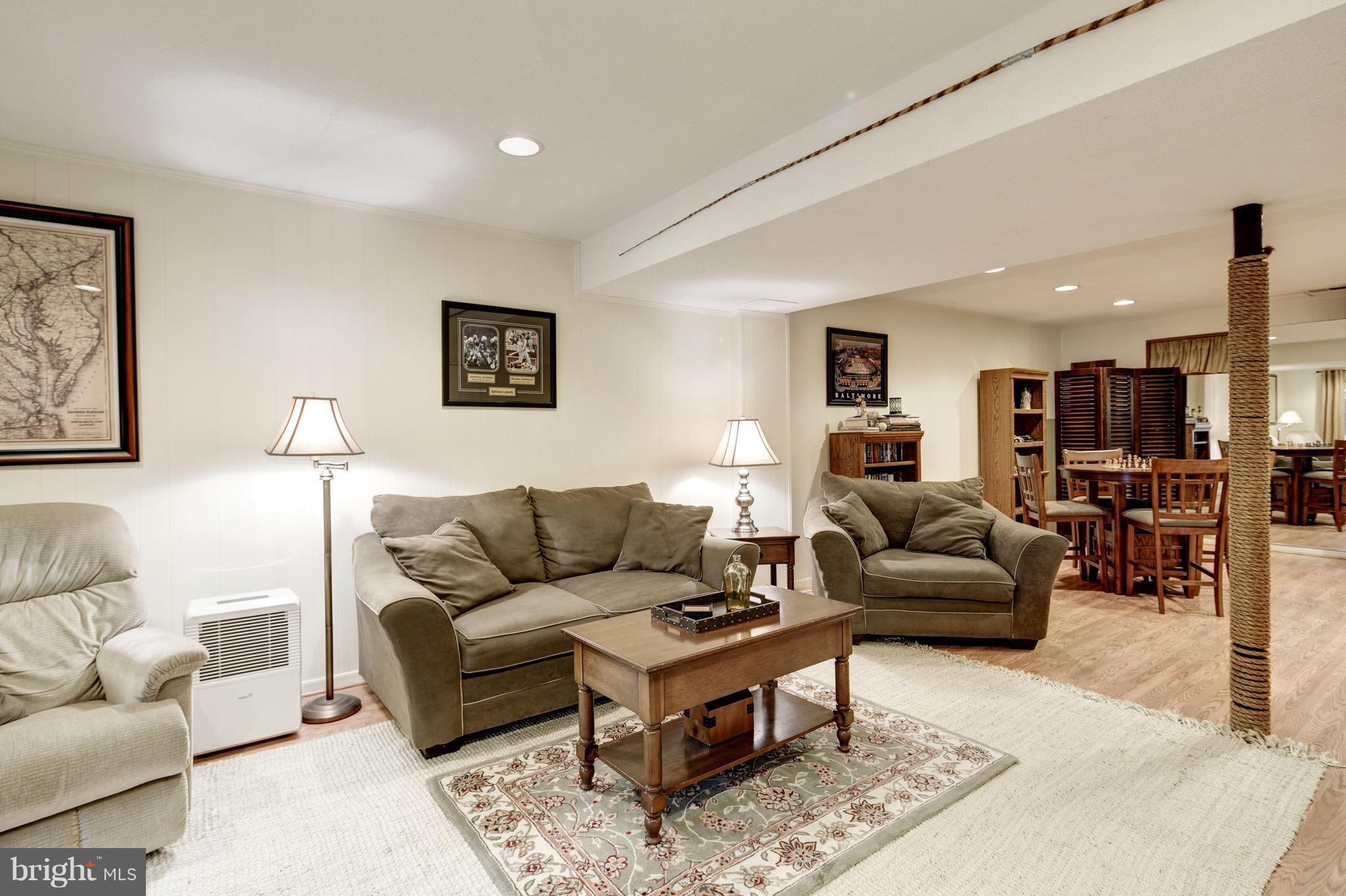 3653 Rockberry Road Baltimore, MD 21234 - Photo 17 of 23 Family Room