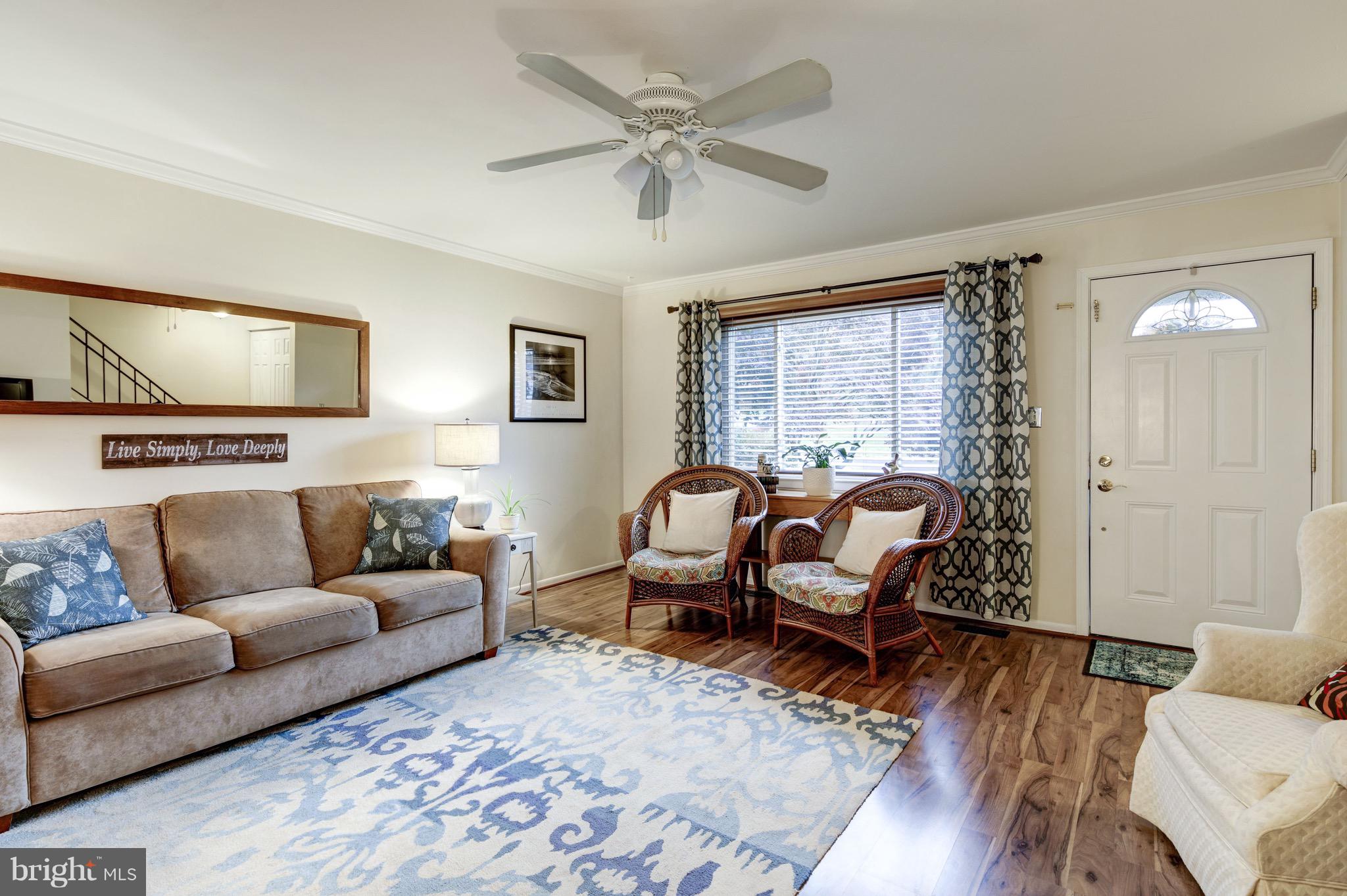 3653 Rockberry Road Baltimore, MD 21234 - Photo 3 of 23 Living Room