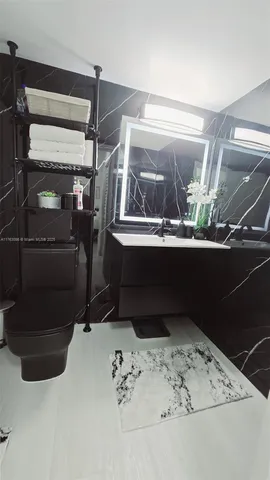 $335,000 | 2821 North Miami Beach Boulevard, Unit 4F, North Miami Beach, FL 33160