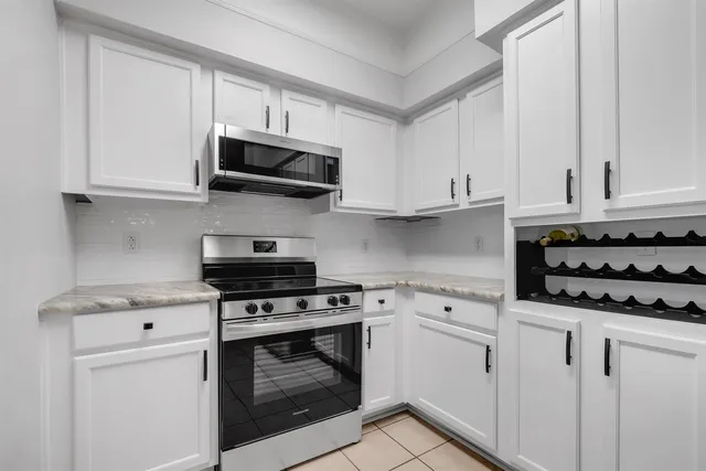 $249,900 | 2801 Chancellorsville Drive, Unit 1218, Tallahassee, FL 32312