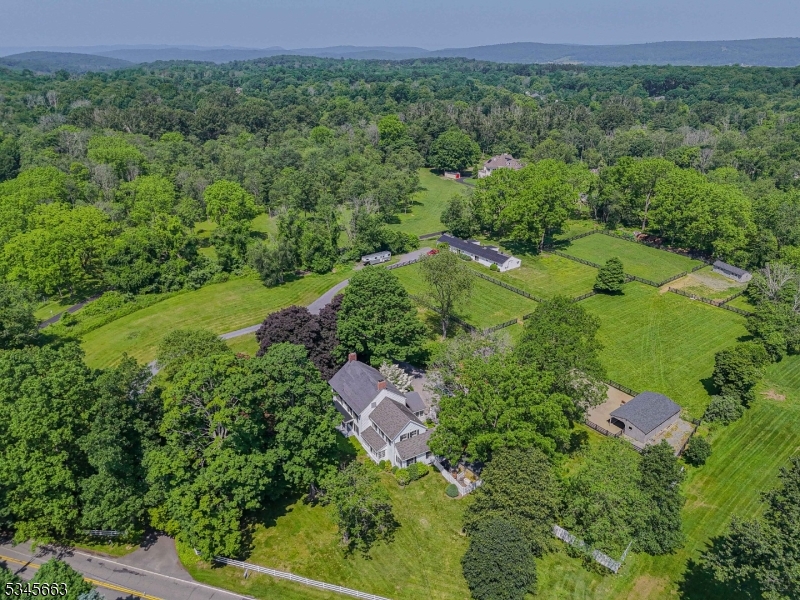 112 Pleasant Grove Road Long Valley, NJ 07853 - Photo 3 of 50