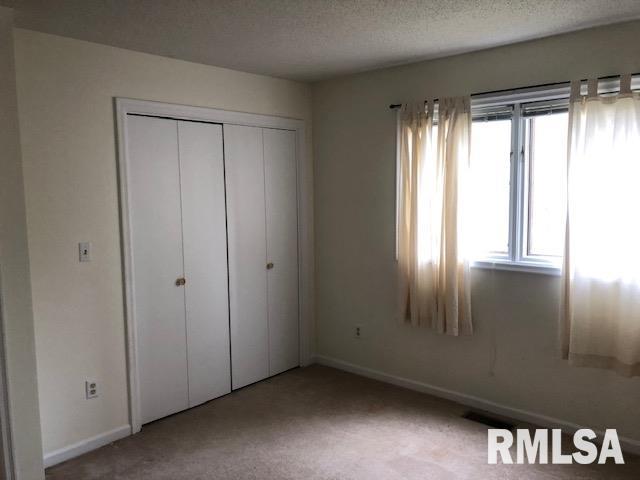 2012 Jeanette Lane, Unit B Springfield, IL 62702 - Photo 11 of 20
