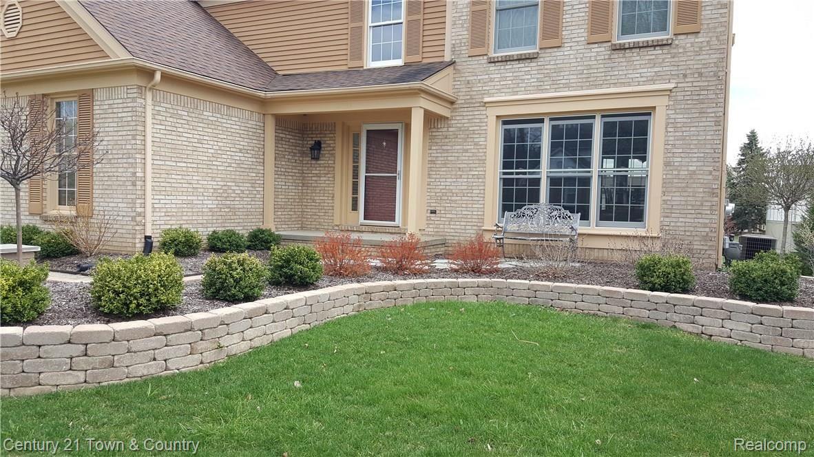 2355 Pleasant View Drive Rochester, MI 48306 - Photo 3 of 37 20170417_142317.jpg