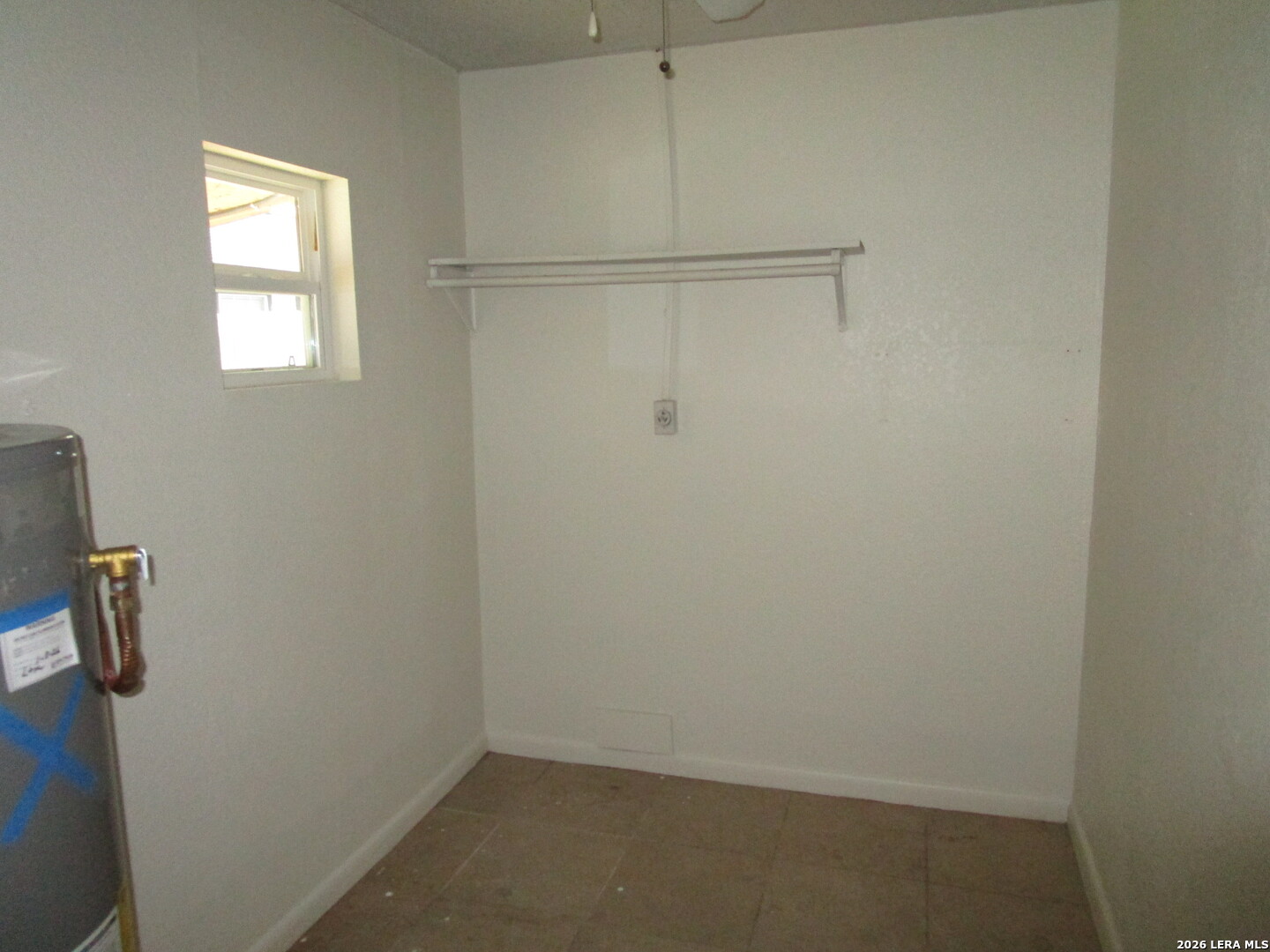 7106 Timber Ridge Drive San Antonio, TX 78227 - Photo 13 of 13 a small space with a window