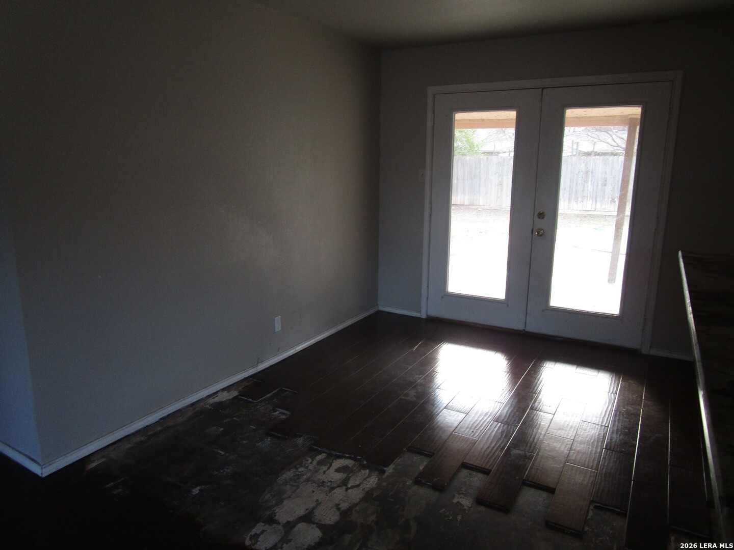 7106 Timber Ridge Drive San Antonio, TX 78227 - Photo 8 of 13 a view of an empty room and window