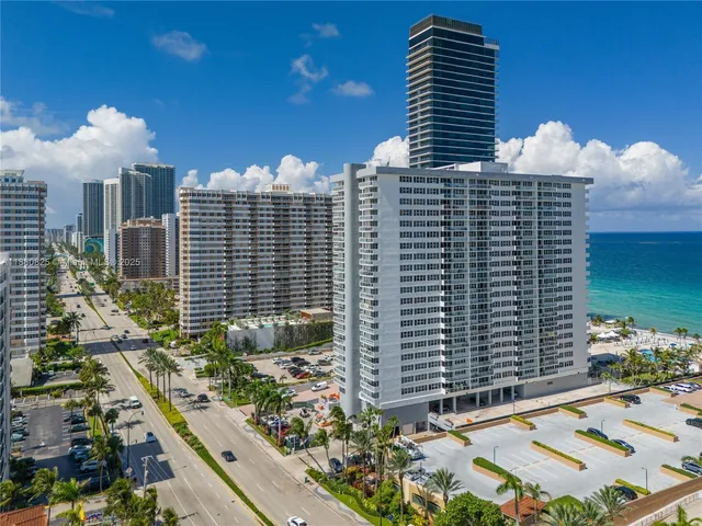 $3,500 | 2030 South Ocean Drive, Unit 227, Hallandale Beach, FL 33009