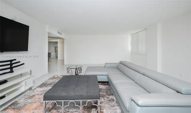 $3,500 | 2030 South Ocean Drive, Unit 227, Hallandale Beach, FL 33009