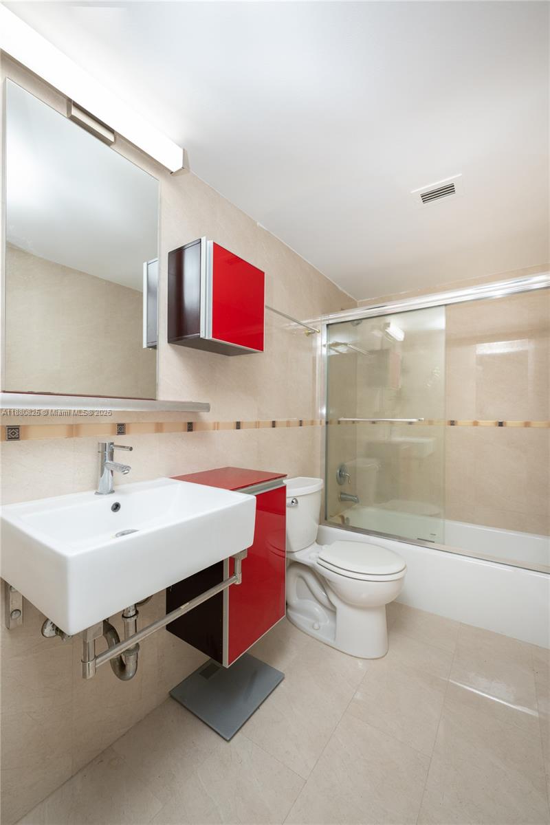 2030 South Ocean Drive, Unit 227 Hallandale Beach, FL 33009 - Photo 22 of 60